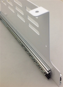CENTER GLIDE ASSEMBLY Viking 039690-000